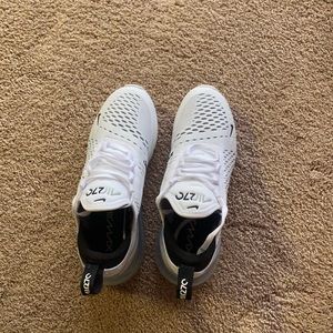 Brand new air max 270’s